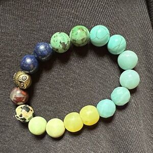 Handmade Semiprecious Stone Stretch Bead Bracelet 🦉 Turquoise Yellow Lapis Small